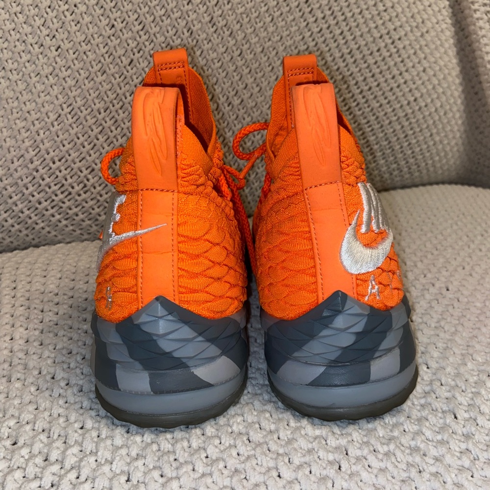 Limited Edition Lebron 15 Orange Box Basketball Shoes - Picture 4 of 15